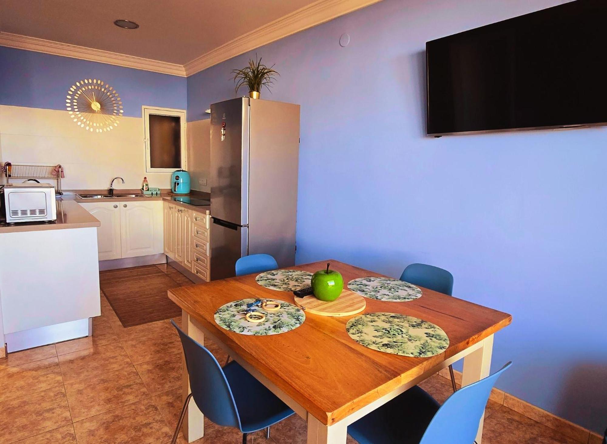Casita Canaria Playa Beachfront Access & Lateral Ocean View With Terrace Las Palmas Exterior photo